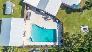 Image of Pool, Hot tub, Kid & Pet Friendly! Near Lake, CLEAN