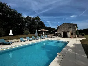 Image of Luxury House with private pool - stunning outdoor space with views