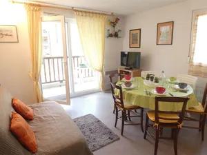 Image of Appartement T3 pour 6 à Saint-Lary-Soulan avec balcon, casier à ski, parking, ascenseur - FR-1-457-266