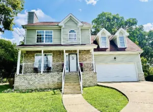 Image of 6 MINUTES FROM DOWNTOWN FAMILY STYLE HOME