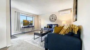 Image of ★Academy Hideaway With View! Sleeps 5 with AC!★