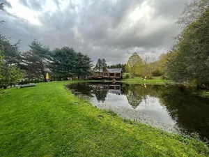 Image of Pravite Cottage in the Woods