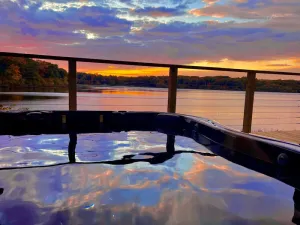 Image of 3 Bed 3 Ba Screenporch\/Sunset Lake Views