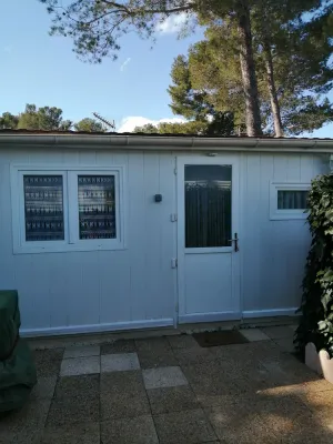 Image of 2-BEDROOM CHALET IN SUNNY PROVENCE