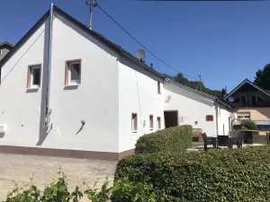 Image of 10-bed cottage, 3 bathrooms, 4 bedrooms - Gasthaus-Pension-Rest. Geimer