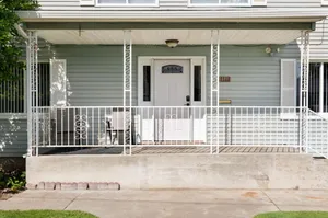 Image of Huge 6 Bedroom Home in Central Richland