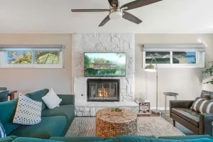 Image of Spacious Luxurious House, Big Groups and Pool