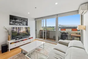 Image of Sleek Kensington 2-Bed with BBQ Area & Gym