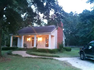 Image of Elegant 2 Bedroom, 2 Bath Guest House close to Tallahassee