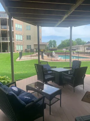 Image of RARE Bridges Bay POOLSIDE condo with LAKE VIEW! - Sleeps 8