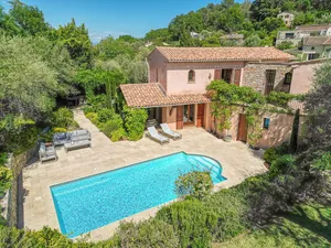 Image of Charming villa 5 minutes walk to Valbonne village