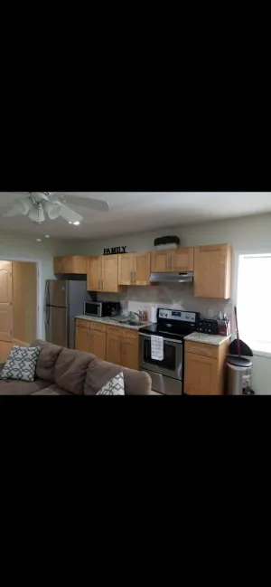 Image of 1 BR located 5 minutes away from St Joseph & Hackensack Hospital. 15 min to NYC