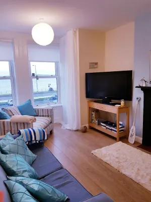 Image of Ahoy4 Carrickfergus Front-line Sea-views!