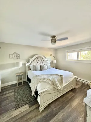 Image of Edgewater #6 River