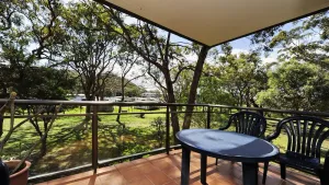 Image of Light & spacious overlooking parkland