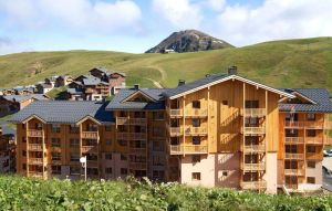 Image of Ski-in\/ski-out & foot of the slopes, fitness, swimming pool, tv, ski locker, 22m², La Plagne