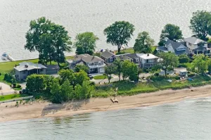 Image of Beachfront 5 BR\/ 2 Miles from CP & Sports Force