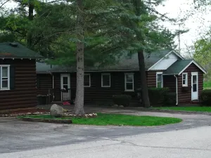 Image of Lake Geneva Cottage in Williams Bay