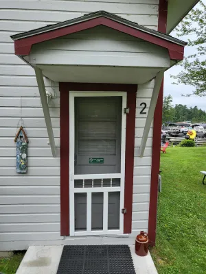 Image of Cozy Cabin on Cobbossee Lake near Lakeside Marina