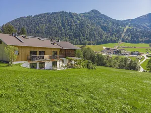 Image of Flat with balcony opposite the ski lift