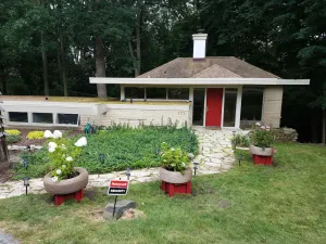 Image of Milwaukee Mid  Century Modern  - RNC  National Republican Convention
