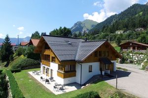 Image of Apartmenthaus Matri by Pferd auf Wolke