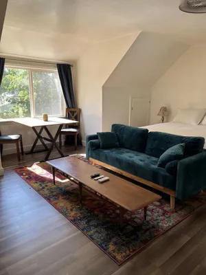 Image of Quaint Studio in the Heart of Hamilton