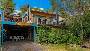 Image of The Lohr Shack - 150m from the beach