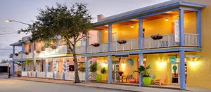 Image of DELUXE STUDIO KING AT OLD COLORADO INN