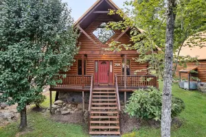 Image of Hot Tub-Pool Table -Arcade Machine-King Beds