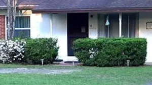 Image of Quiet Bed & Bath close to Manatee State Park and many other FL entertainments.