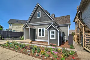 Image of Renovated North Bend Cottage Near Eateries!