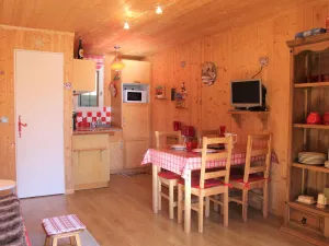 Image of Charmant studio à Vars Les Claux, proche commodités et pistes, balcon en rez-de-chaussée - FR-1-330B-130
