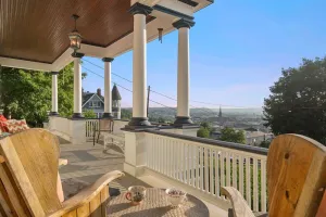 Image of Dubuque's Front Porch, Historic Charmer, Walk Downtown