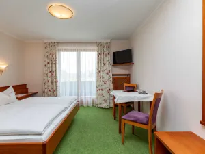 Image of Double Room 2 - Pension ANNA, Apartments & Comfort Rooms ***