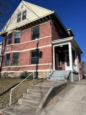 Image of Cleneay #2 Private 3 Bed near Xavier & Downton