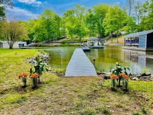 Image of Waterfront: Caiman Cove