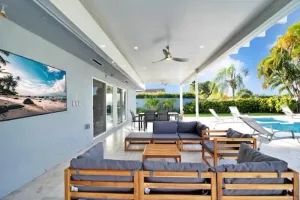 Image of MIA Golf course home large saltwater pool\/spa&yard