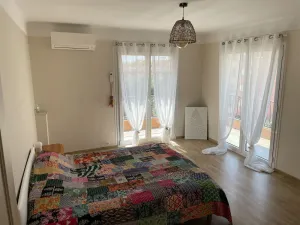 Image of Large apartment close to the sea