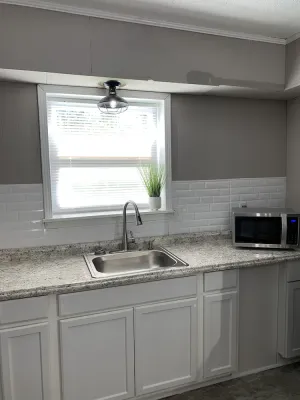 Image of Renovated 1 Bedroom Duplex near D-Town #406