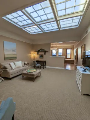 Image of New, Remodeled, Luxury Loft w/Hot Tub & Rooftop Patio