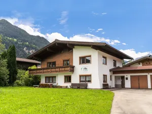 Image of Detached holiday home with a garden