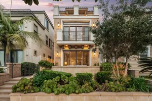 Image of New Luxurious Beach Home