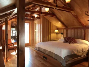 Image of Bodenhammer Cabin - Mountain Home Arkansas