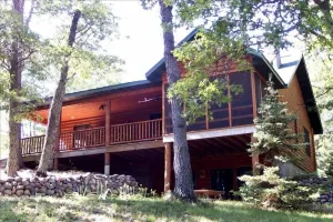 Image of Luxury Lakefront Retreat on a Quiet Lake