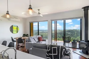 Image of Luxury 2 Bedroom Cabins - Best Views in Maleny