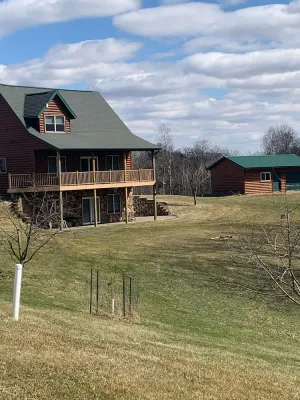 Image of Quiet, secluded bluff top cabin with beautiful sunsets