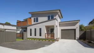 Image of Opulence on Steele