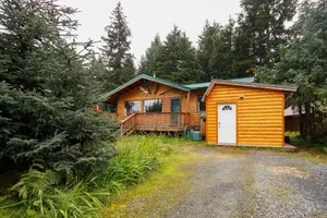 Image of Alpina Cabin