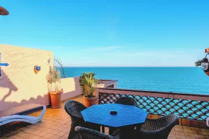 Image of Unique fisherman’s house in Collioure, stunning sea view, 5 stars